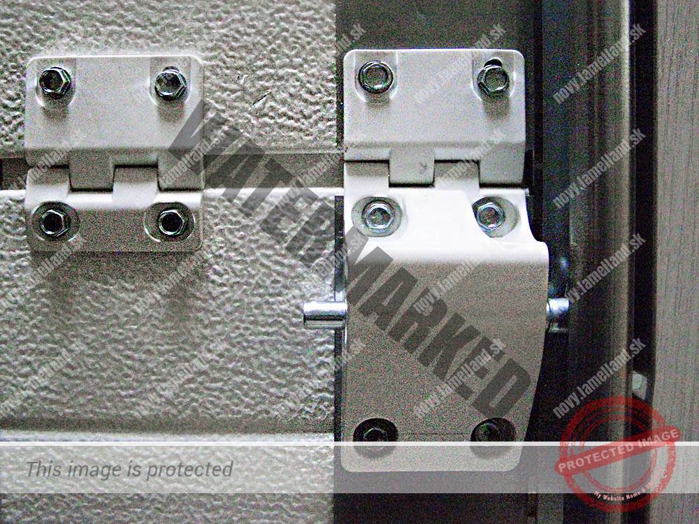 sekciova brana s poplastovanymi kolieskami