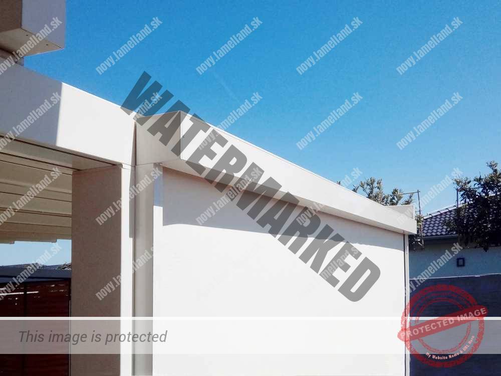 fasadna markiza slnecny den