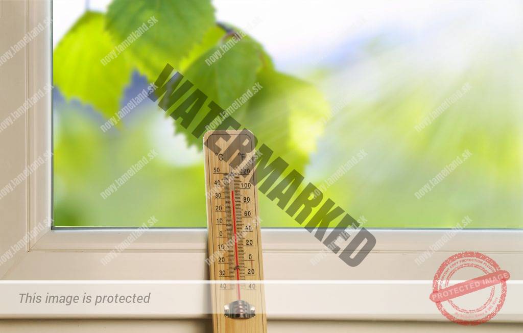 teplomer v okne